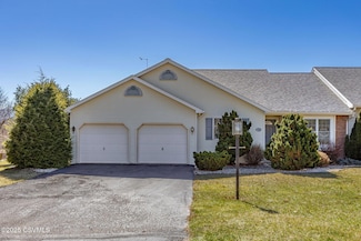 71 Pony Trail Dr, Bloomsburg, PA 17815