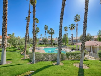 654 Vista Lago Cir N, Palm Desert, CA 92211
