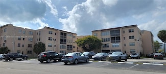 2840 Somerset Dr Unit 318M, Lauderdale Lakes, FL 33311