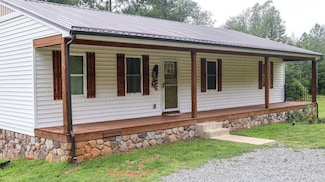863 Winfall Rd, Gladys, VA 24554