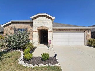 1521 Waggoner Dr, Cross Roads, TX 76227