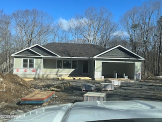 107 Plum Ln, Milford, PA 18337