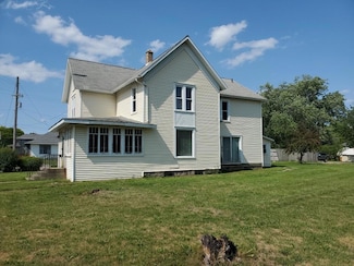 409 N Nottawa St, Sturgis, MI 49091