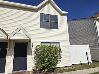 2302 Maki Rd Unit 2, Plant City, FL 33563