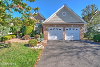 23 Crenshaw Ct, Monroe Township, NJ 08831