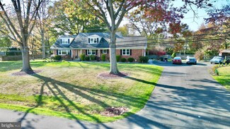 220 Caravel Dr, Bear, DE 19701