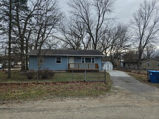 6501 Fernwood Ave, Cedar Lake, IN 46303