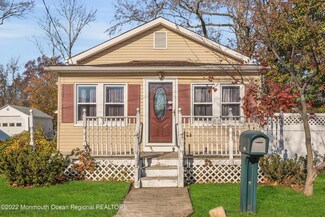 22 Montana Ave, Port Monmouth, NJ 07758