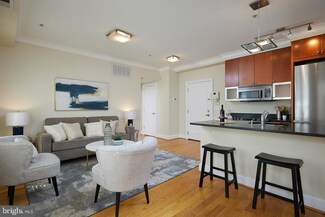 1121 24th St NW Unit 108, Washington, DC 20037