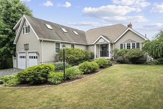 4 Osgood Rd, Sterling, MA 01564