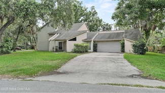 583 Empire Ave NE, Palm Bay, FL 32907