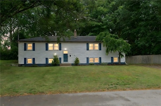 22 Riverdale Rd, Westerly, RI 02891