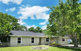 3236 Kingswood Dr, Sarasota, FL 34232