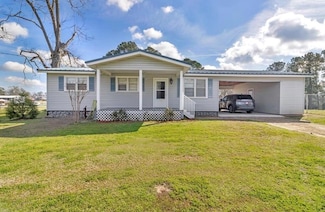 2055 S Roberts St, Pavo, GA 31778