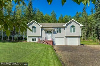 645 Kentshire Dr, Fairbanks, AK 99709