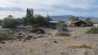4568 Linden Dr, Topock/Golden Shores, AZ 86436