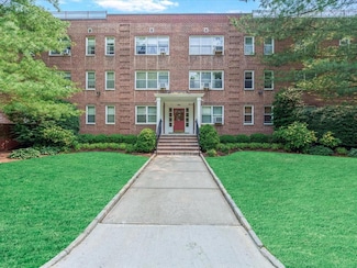 811 Palmer Rd Unit 2A, Bronxville, NY 10708