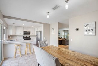 22 Butterfield Unit 11, Irvine, CA 92604