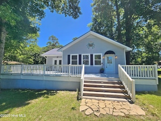 116 Vernelle Ct, Sneads Ferry, NC 28460