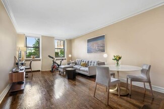 350 Cabrini Blvd Unit 1A, New York, NY 10040