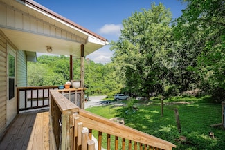 183 Borden St, Gainesboro, TN 38562