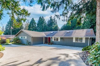 10 Mockingbird Ln, Port Ludlow, WA 98365