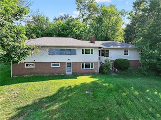 1705 N 3rd St, New Brighton, PA 15066