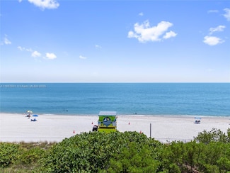 5555 Collins Ave Unit 9P, Miami Beach, FL 33140