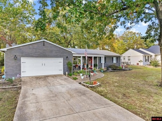 212 Ridgecrest Dr, Mountain Home, AR 72653