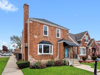 2959 N Neenah Ave, Chicago, IL 60634