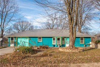 5060 SE Kaw Dr, Lathrop, MO 64465
