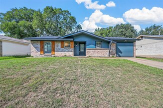 1017 Darnel Dr, Mesquite, TX 75149
