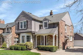 324 Mcmillan Rd, Grosse Pointe Farms, MI 48236