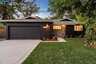 11 Oakvue Ct, Pleasant Hill, CA 94523