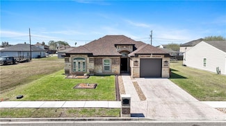 421 Dyanez St, Mercedes, TX 78570