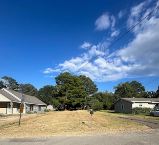 1303 Royal St, Paragould, AR 72450