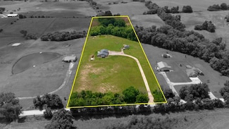 12100 E Owens School Rd, Hallsville, MO 65255