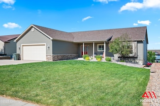 4100 Hackamore Ct, Gillette, WY 82718