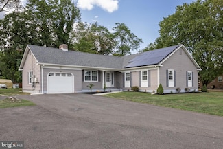 1116 Ramblewood Dr, Vineland, NJ 08360