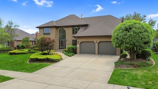 10621 Palos Dr W, Palos Park, IL 60464