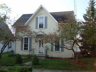 615 E Walnut St, Portland, IN 47371