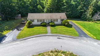 9 Indian Ridge St, Augusta, ME 04330