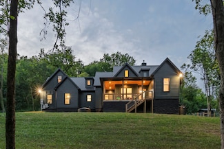 2320 Stephens Rd, Columbia, TN 38401