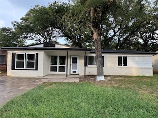 6521 Truman Dr, Fort Worth, TX 76112