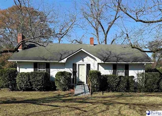 68 Victory Dr, Cheraw, SC 29520