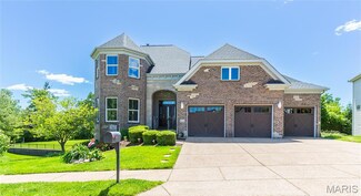 106 Tuscany Trace Dr, Saint Charles, MO 63303