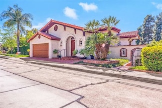 6723 Hillside Ln, Whittier, CA 90602