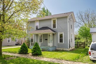 26 Chamberlain St, Delaware, OH 43015