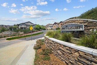 16706 Nicklaus Dr Unit 76, Sylmar, CA 91342
