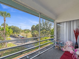 1555 14th Ave Unit 209, Vero Beach, FL 32960